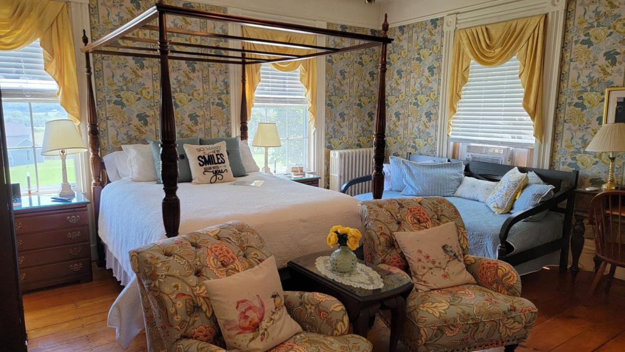 Strong House Inn Vergennes Εξωτερικό φωτογραφία