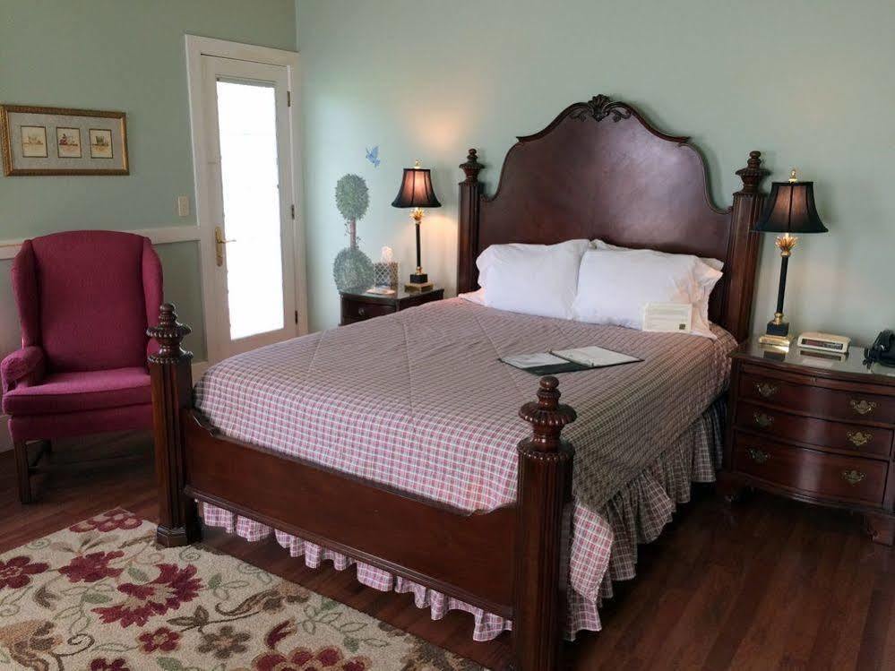 Strong House Inn Vergennes Εξωτερικό φωτογραφία