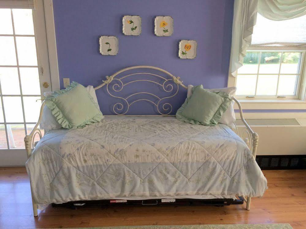 Strong House Inn Vergennes Εξωτερικό φωτογραφία